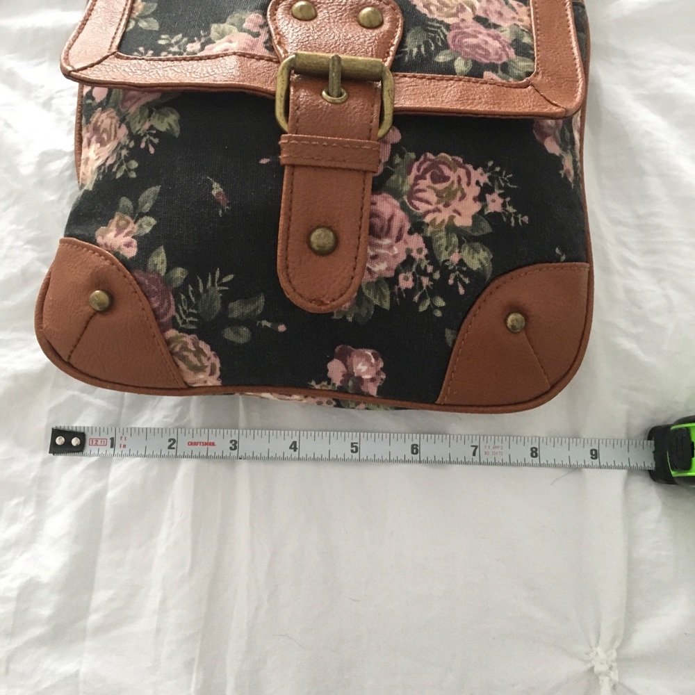 Pocketbook - Picture 4 of 6